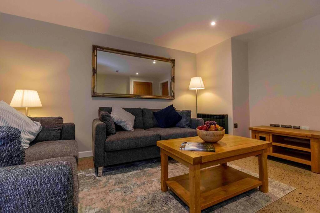 Wensleydale Halls Leyburn Extérieur photo